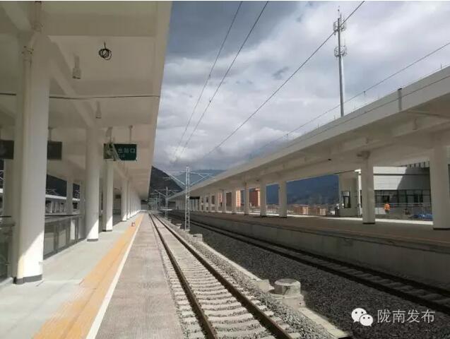 蘭渝鐵路最新進展！除胡麻嶺隧道外已全線鋪通