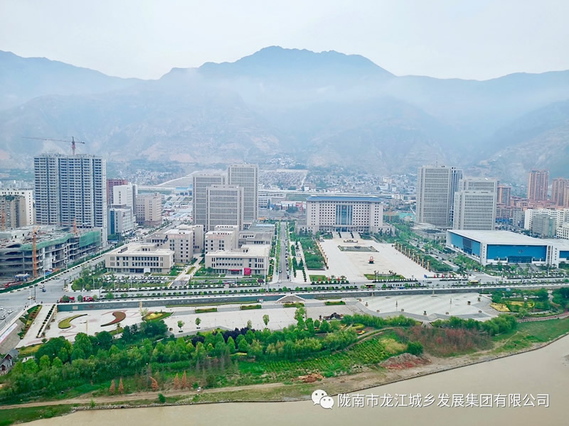 匠心傾注、喜封金頂——龍江?雙子座商住小區主體順利封頂