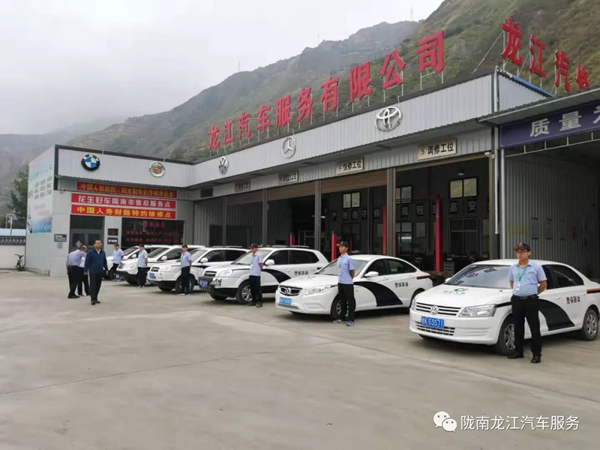 金錘鈑金，銀槍噴漆！龍江汽修值得信賴！