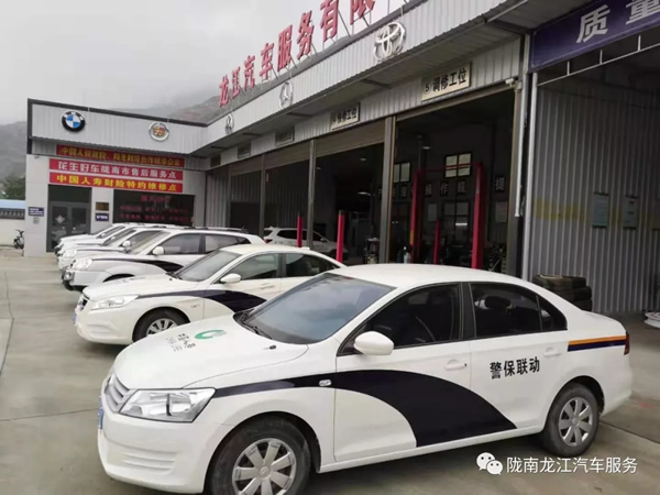 金錘鈑金，銀槍噴漆！龍江汽修值得信賴！