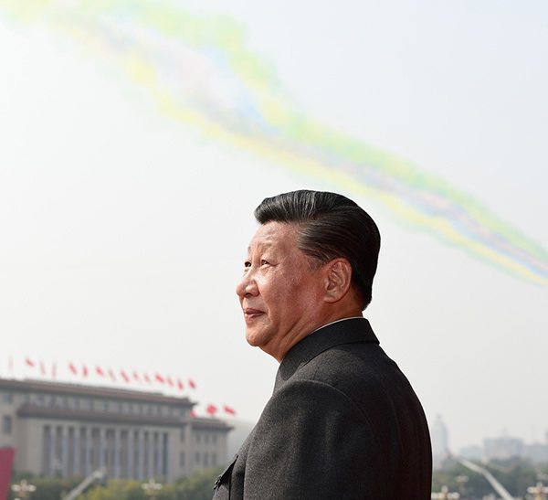 慶祝中華人民共和國成立70周年大會隆重舉行  習近平發表重要講話并檢閱受閱部隊